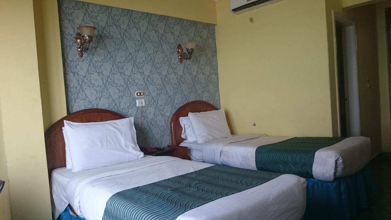 Royal Crown Hotel عائلات فقط Alexandrië Buitenkant foto